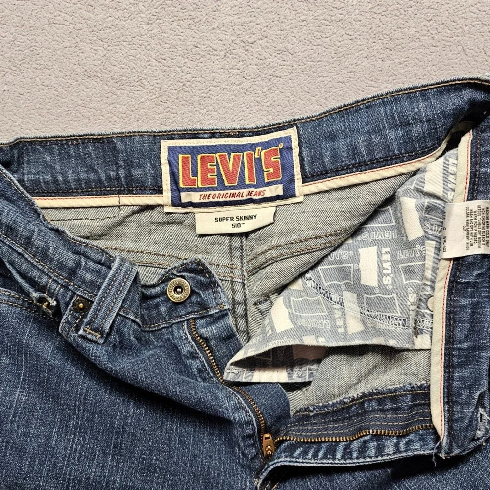Levi's 510 Super Skinny Jeans Mens 32x30 Blue Denim Medium Wash Stretch 5-Pocket
